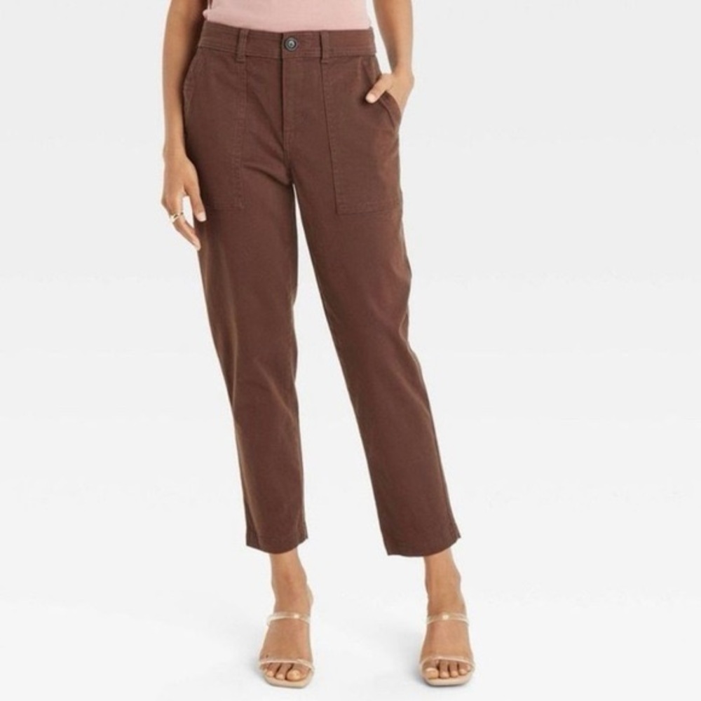 Old Navy Brown Cargo Chino Cropped Pants